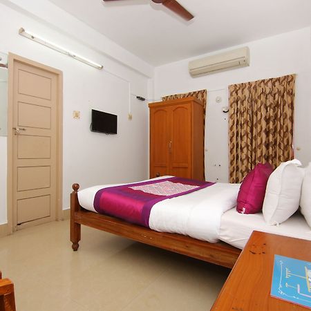 Oyo 6712 Hotel Malabar House Kochi Extérieur photo